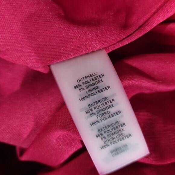 Elegant Red Sleeveless Dress - Picture 10 of 10